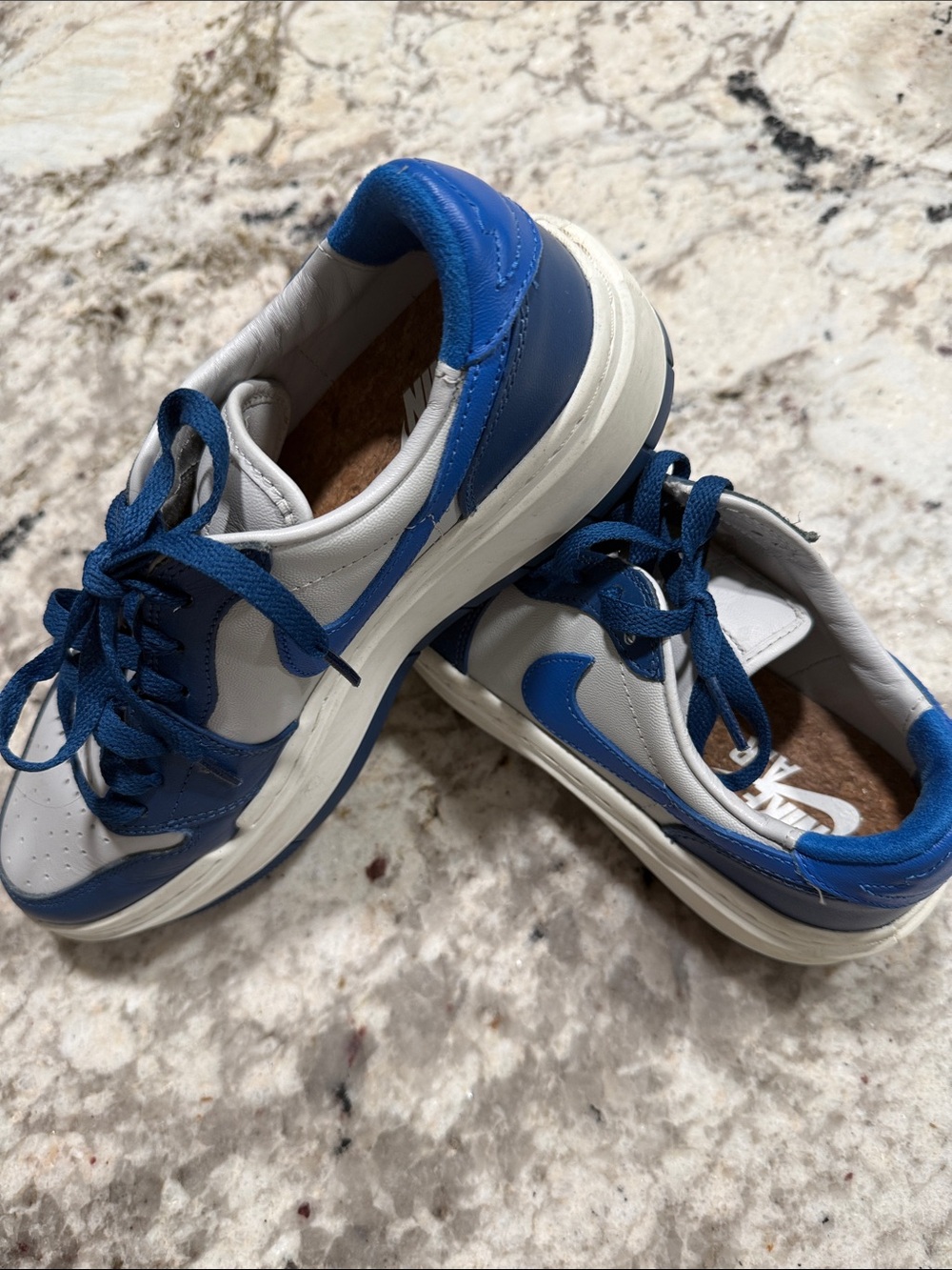 Nike Kids White and Blue Low-Top Sneakers